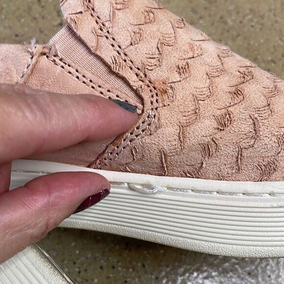 Söfft Somers Textured Distressed Leather Slip On Sneakers 7.5 Blush Pink - Picture 10 of 13